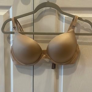 Victoria’s Secret very sexy push up bra